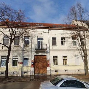 Romzsa Tódor Kollégium Hostel