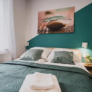Szent Miklos -keco- Apartman